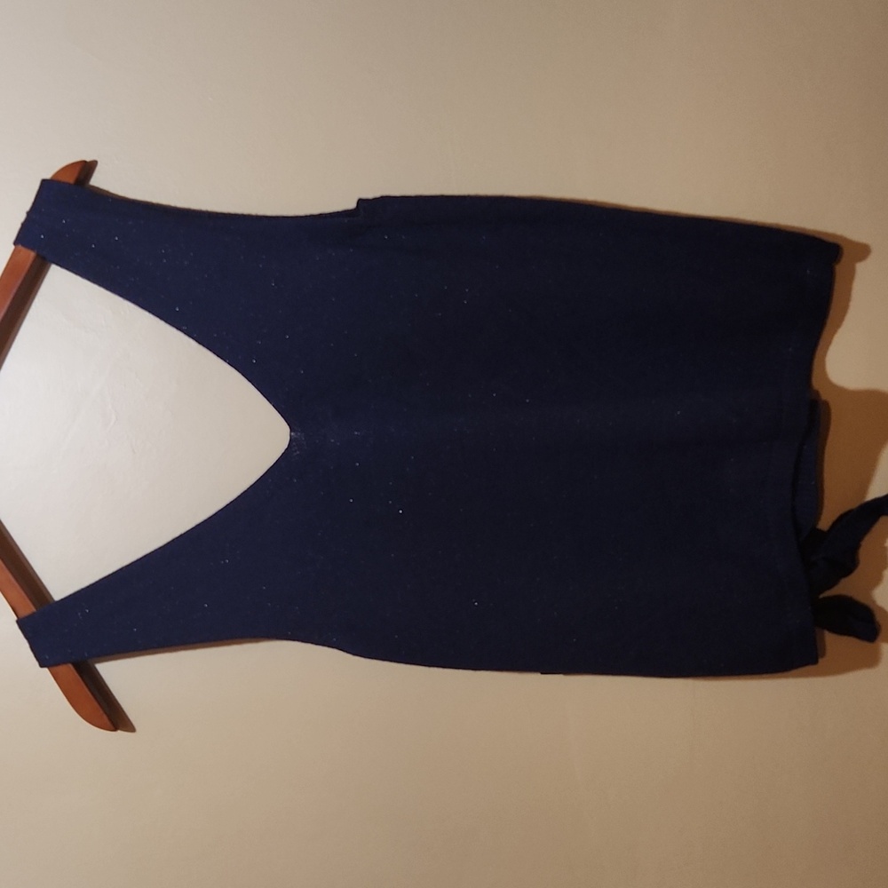 Simply Vera Vera Wang Navy V Neck Sleeveless Tank Top Size M - Picture 2 of 4